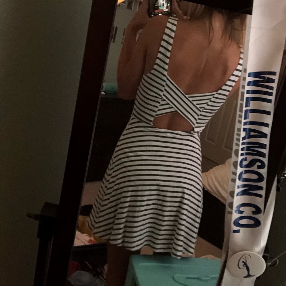American Eagle cross-back dress